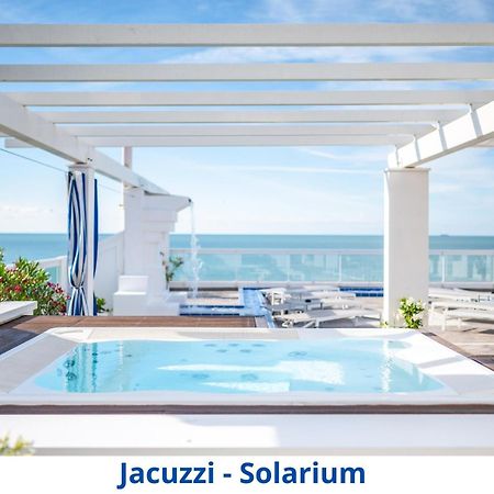 Hotel Orizzonte ลิโดดิเยโซโล ภายนอก รูปภาพ