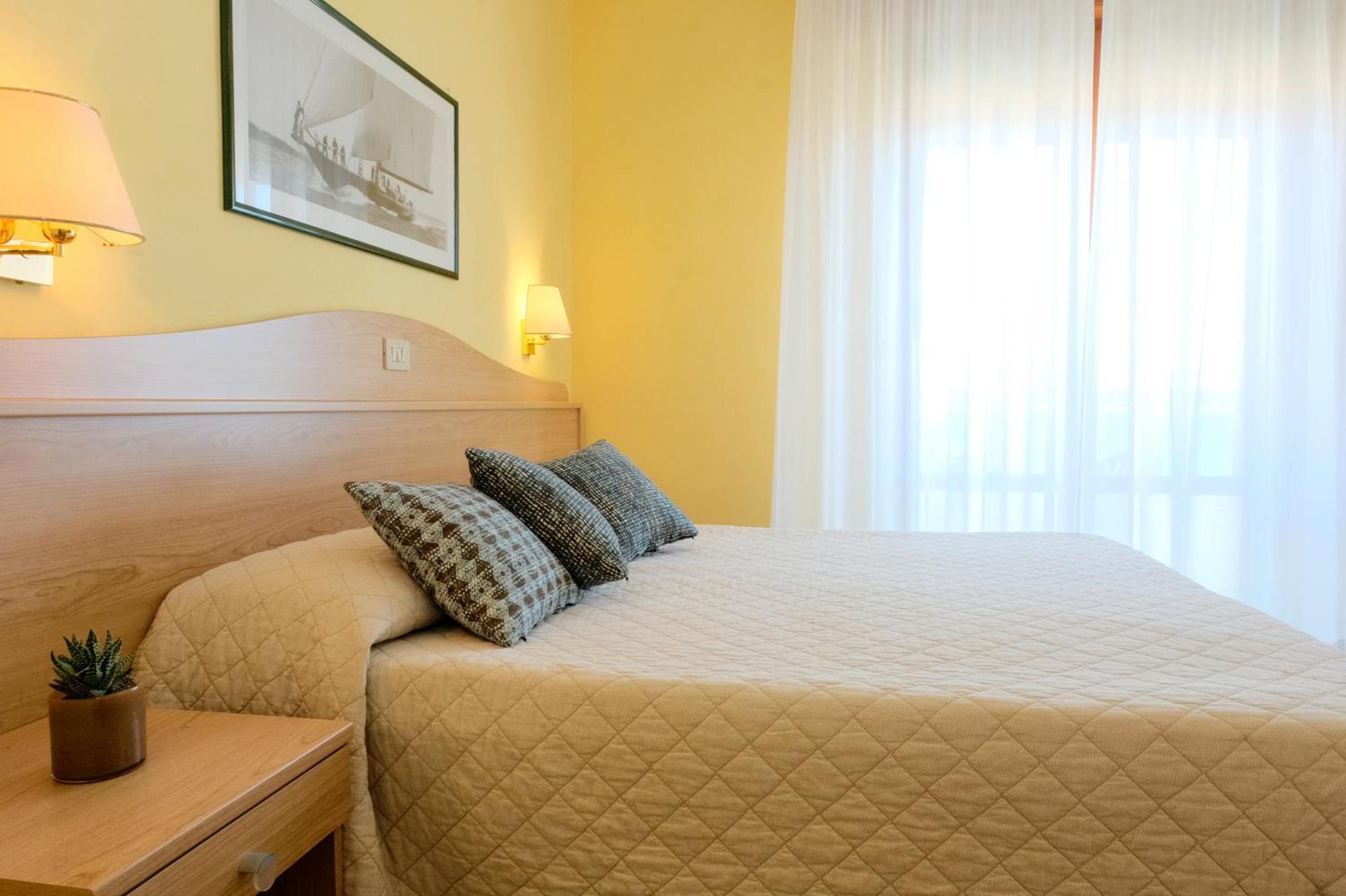 Hotel Orizzonte ลิโดดิเยโซโล ห้อง รูปภาพ