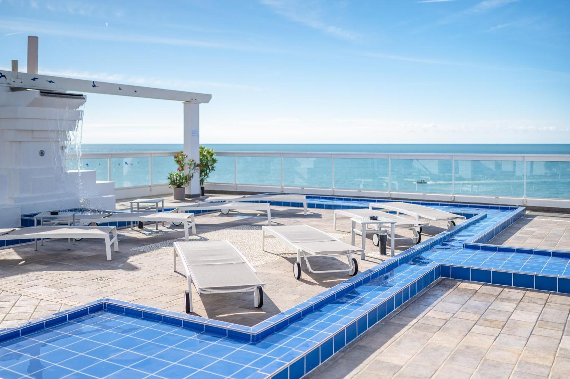 Hotel Orizzonte ลิโดดิเยโซโล ภายนอก รูปภาพ
