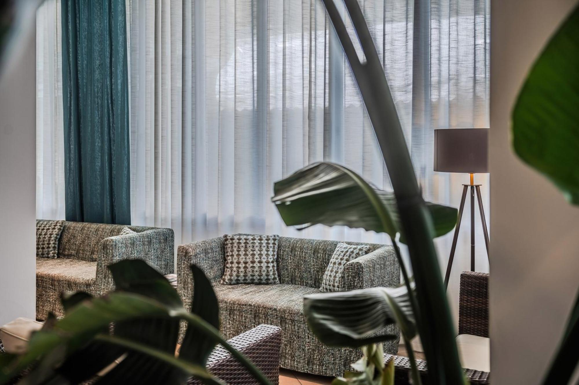 Hotel Orizzonte ลิโดดิเยโซโล ภายนอก รูปภาพ